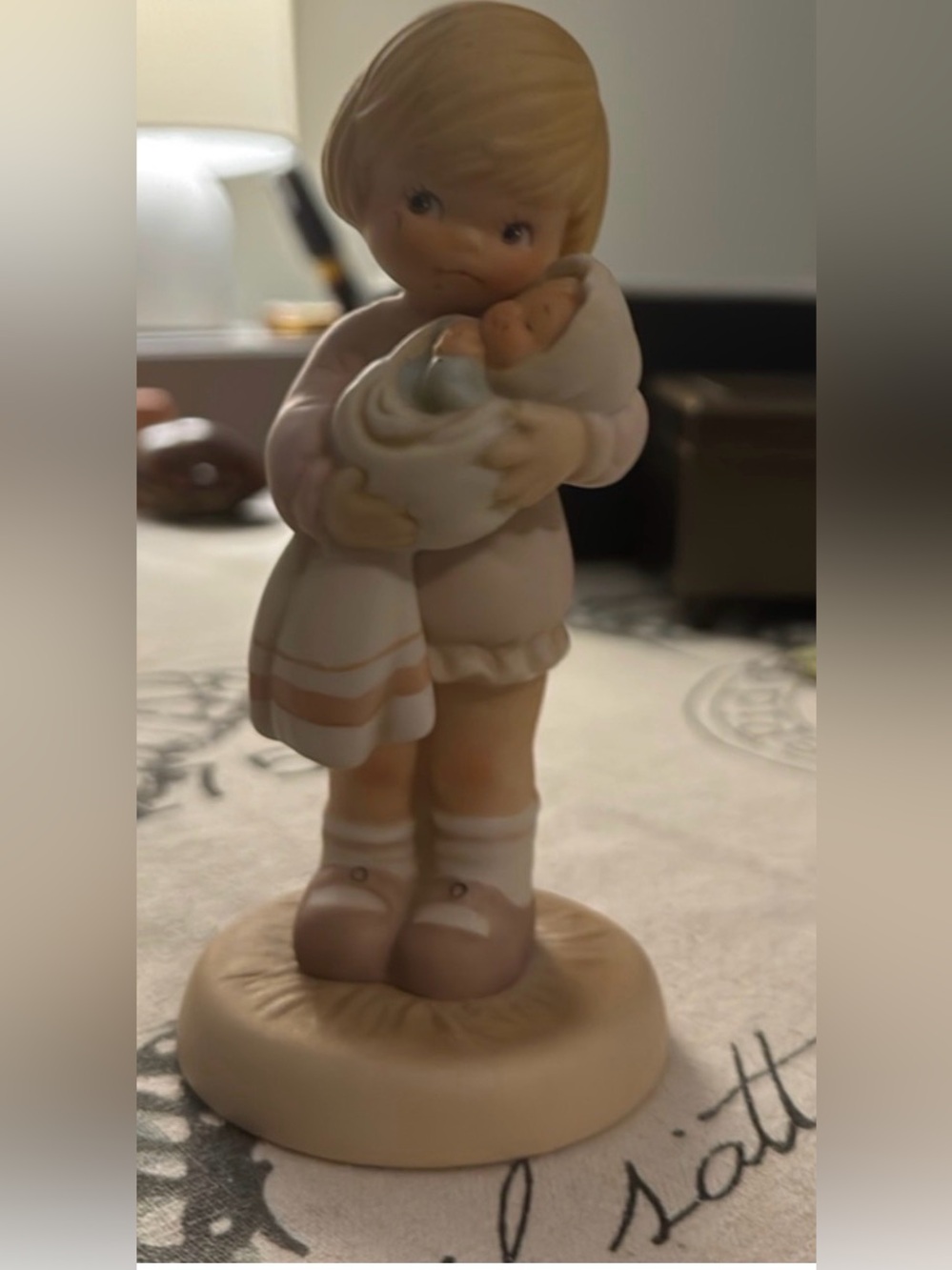 Vintage 1987 Enesco Figurine